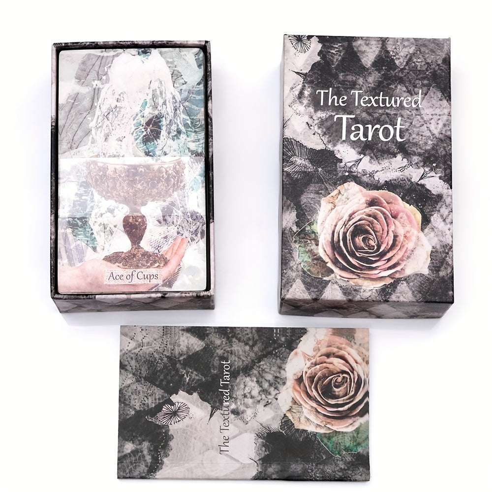 The Textured Tarot – 78 kort i konstnärlig collage-stil